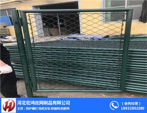 羽毛球場(chǎng)圍網(wǎng)定做與兒童組合滑梯 宏鴻絲網(wǎng)打造安全、專業(yè)的運(yùn)動(dòng)游樂空間